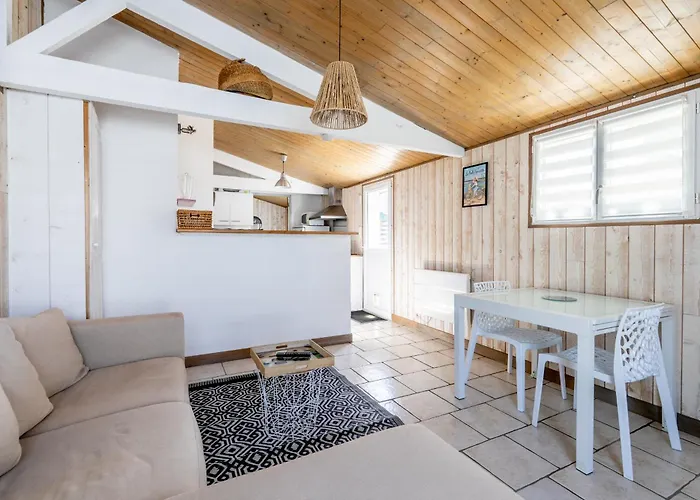 Hébergement de vacances Maison De Pêcheur Au Calme La Faute-sur-Mer