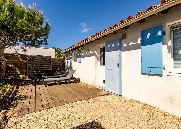 Maison De Pêcheur Au Calme Casa de Férias *